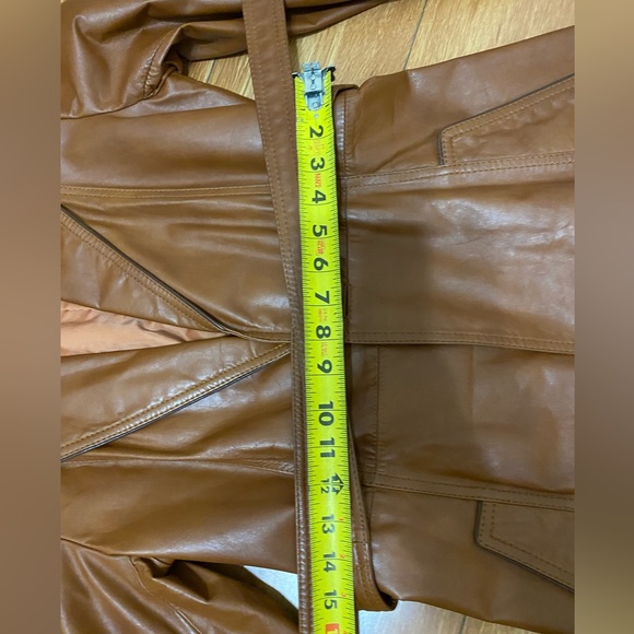 Stunning Leather jacket by Wilsons Suede & Leather in size 10 - Picture 11 of 11